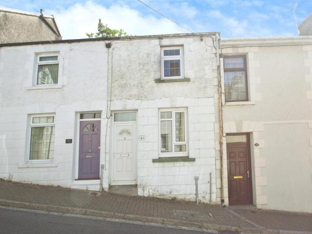 House for sale in Newcastle, Wales