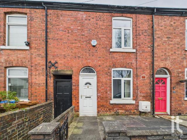House for sale in Hazel Grove, Greater Manchester