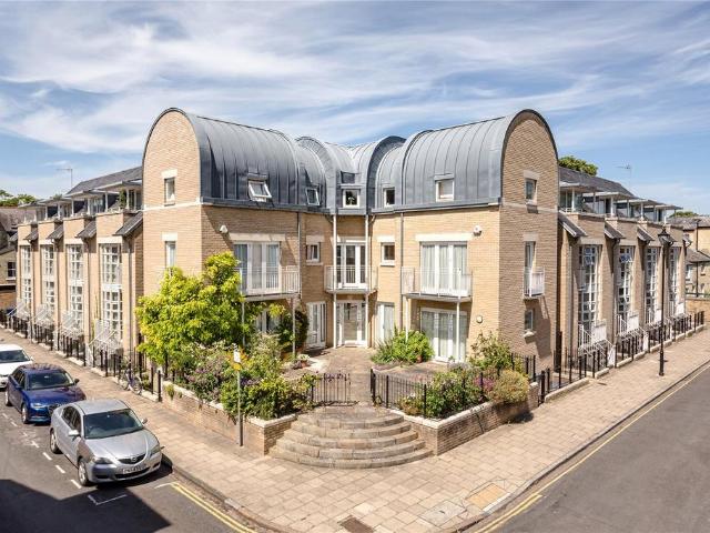 House for sale in Arbury, Cambridgeshire