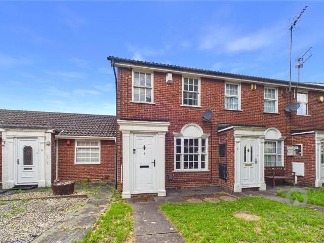 House for sale in Great Billing, Little Billing