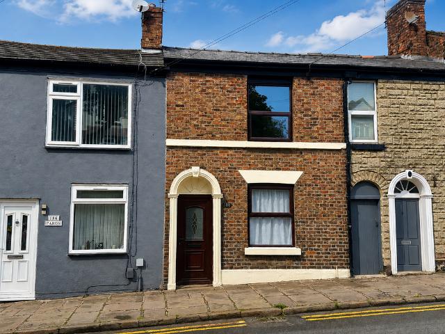 House for sale in Hurdsfield, Macclesfield