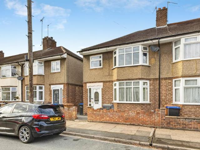 House for sale in Far Cotton and Delapre, Far Cotton