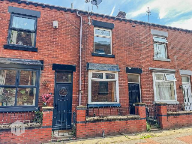 House for sale in Moses Gate, Lee Bank