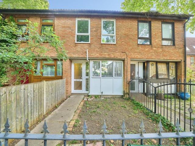 House for sale in Leytonstone, Greater London