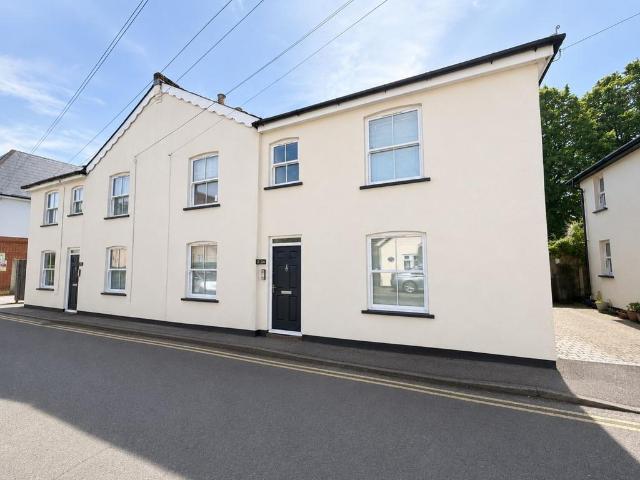 House for sale in Row Town, Surrey