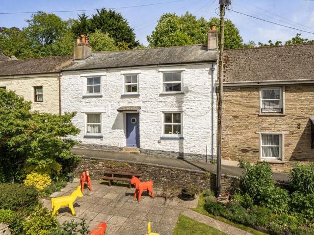 House for sale in Strode, Devon