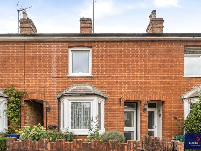 House for sale in Aspley Guise, Bedfordshire