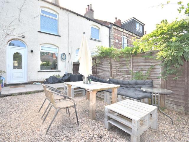 House for sale in Whitkirk, Colton