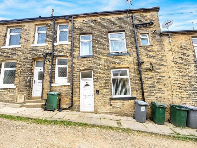 House for sale in Thornton, West Yorkshire