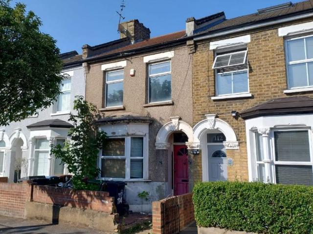 House for sale in Leytonstone, Greater London