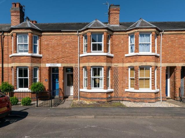 House for sale in Green Close, Warwickshire