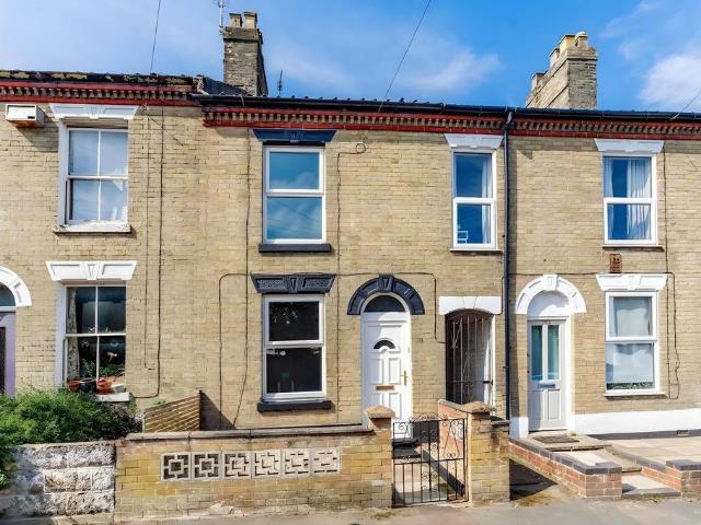 House for sale in Heigham Grove, East Bank