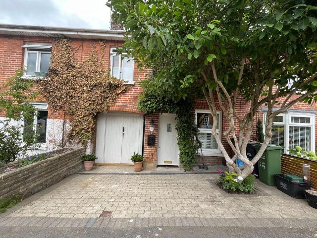 House for sale in Reigate, Reigate and Banstead
