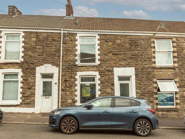 House for sale in Cwmbwrla, Nangreaves