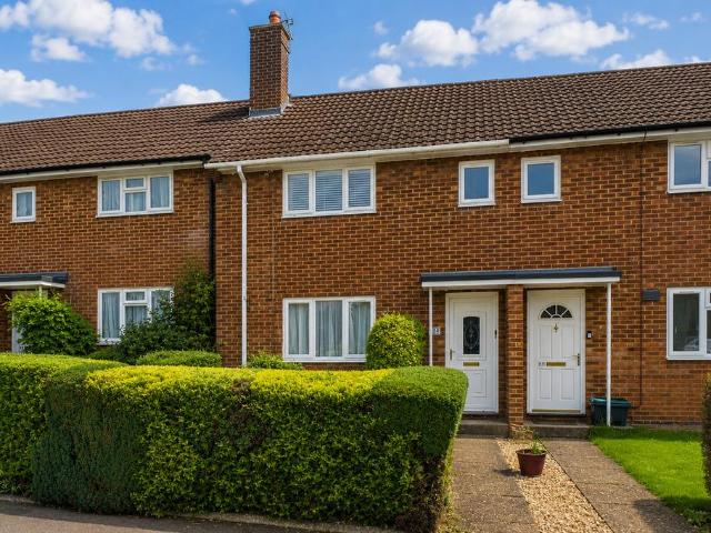 House for sale in Bourne End, Pouchen End