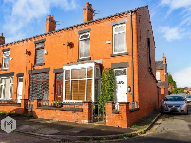 House for sale in Moses Gate, Lee Bank
