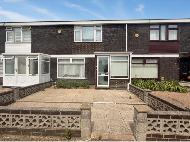 House for sale in Lee Chapel, Essex