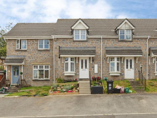 House for sale in Lamellion, Cornwall