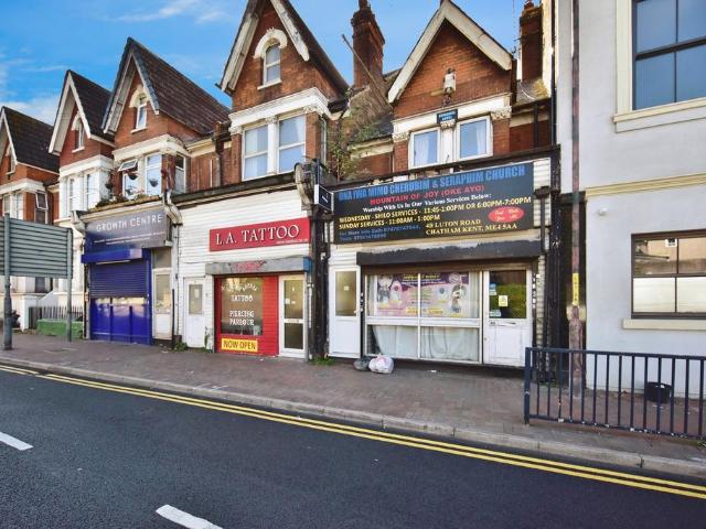 House for sale in Luton, Chatham