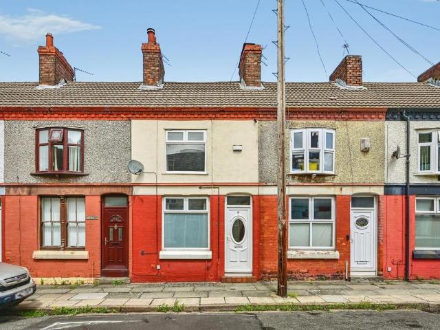 House for sale in Calderstones