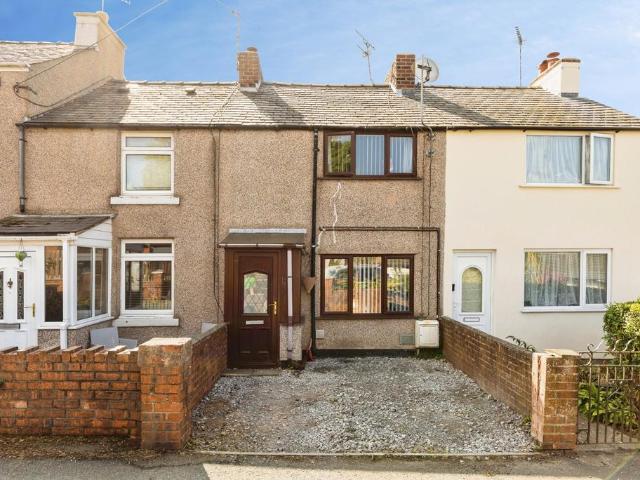 House for sale in Coedpoeth, Wales