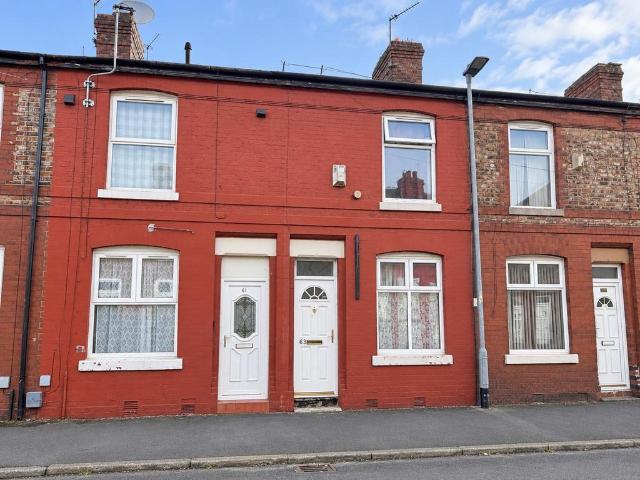 House for sale in Newton Heath, Manchester