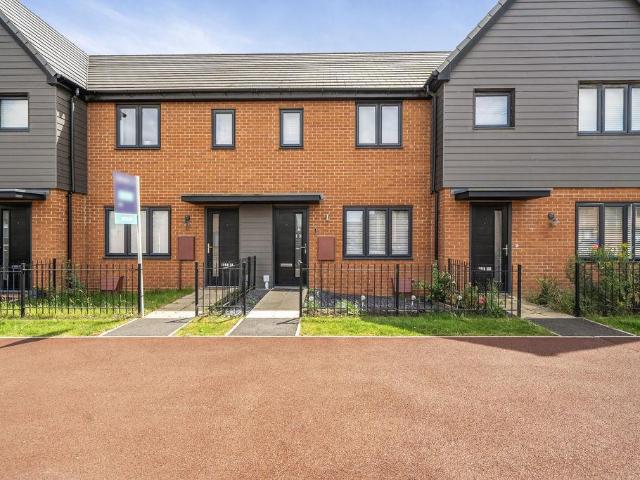 House for sale in Eagle Farm, Wavendon
