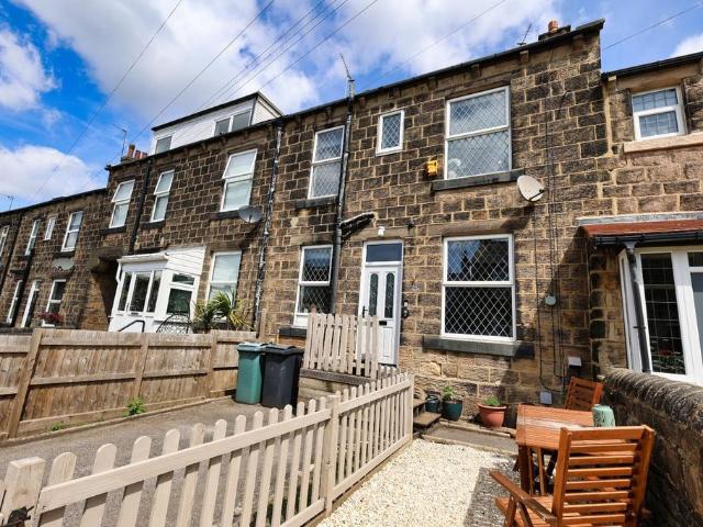 House for sale in Yeadon, West Yorkshire
