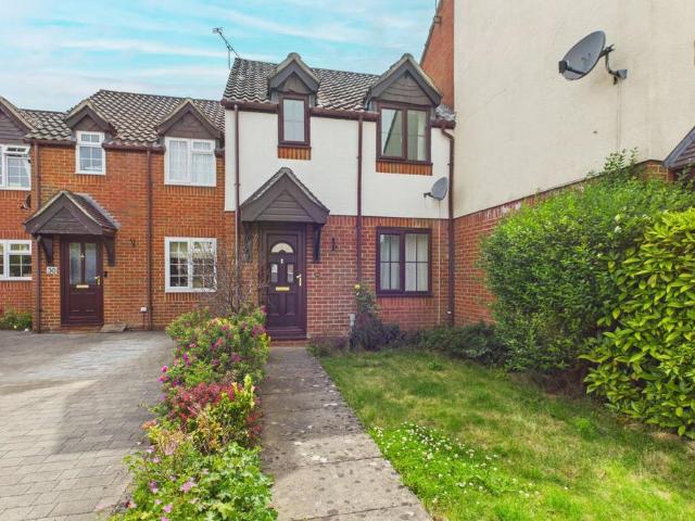 House for sale in College Town, Sandhurst
