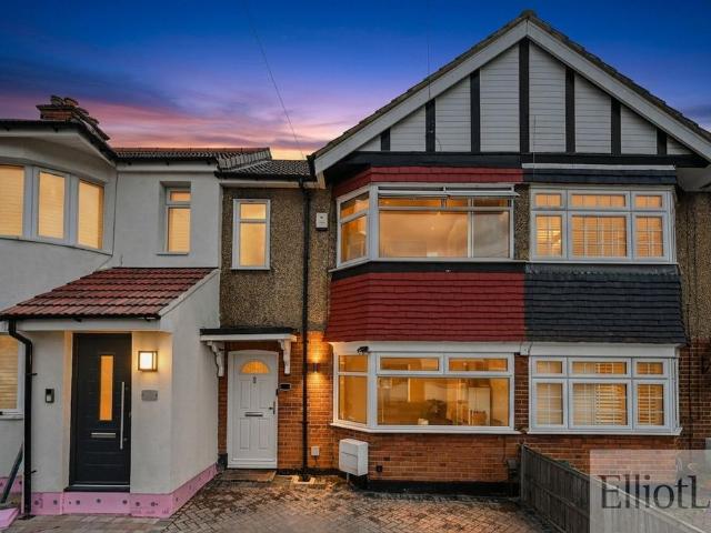 House for sale in Greater London