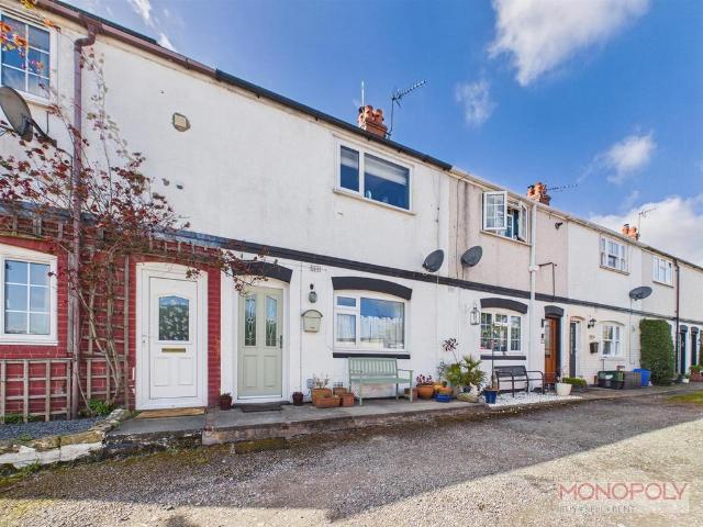 House for sale in Ponciau, Wales