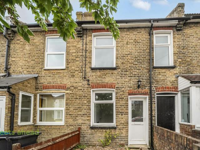 House for sale in London Borough of Croydon, Greater London