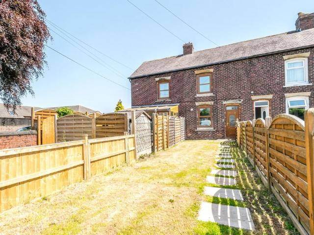 House for sale in Clayton West, West Yorkshire