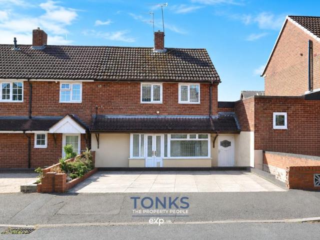 House for sale in Coseley, West Midlands