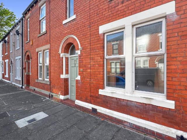 House for sale in Denton Holme