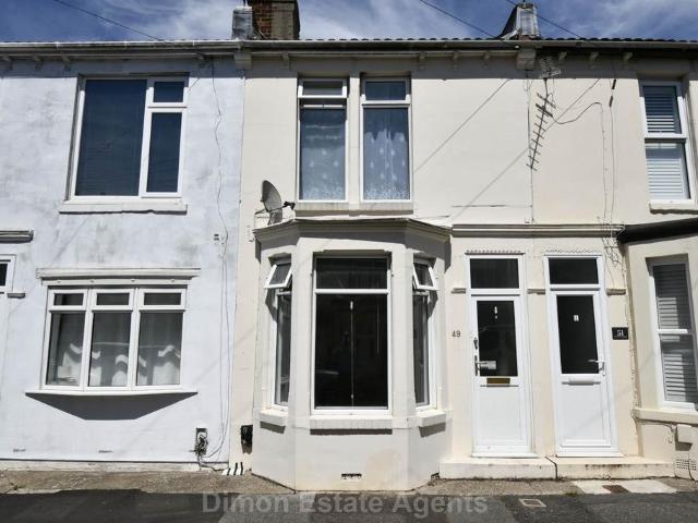 House for sale in Middlecroft, Hampshire