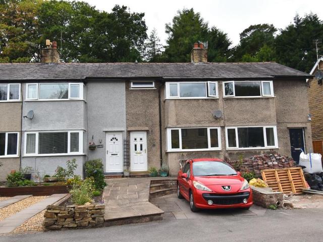 House for sale in Buxworth, Charlesworth