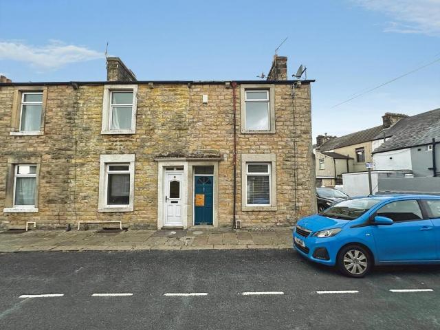 House for sale in Skerton, Bare