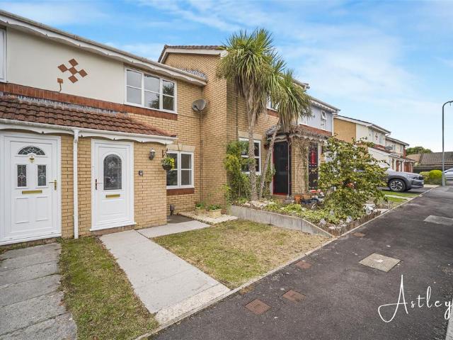 House for sale in Blaenhonddan, Bryncoch