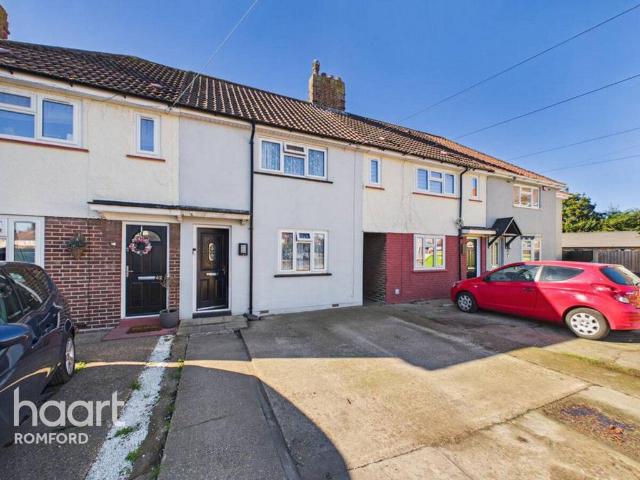 House for sale in London Borough of Havering, Greater London
