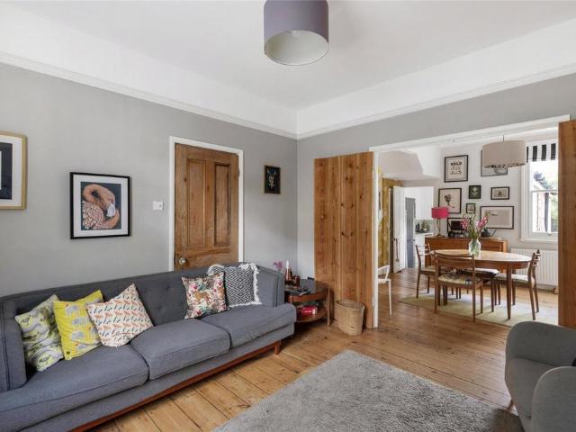 House for sale in Peckham, Greater London