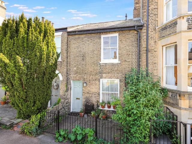 House for sale in The Kite, Arbury