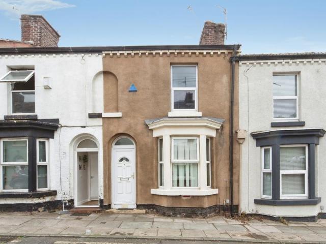 House for sale in Calderstones