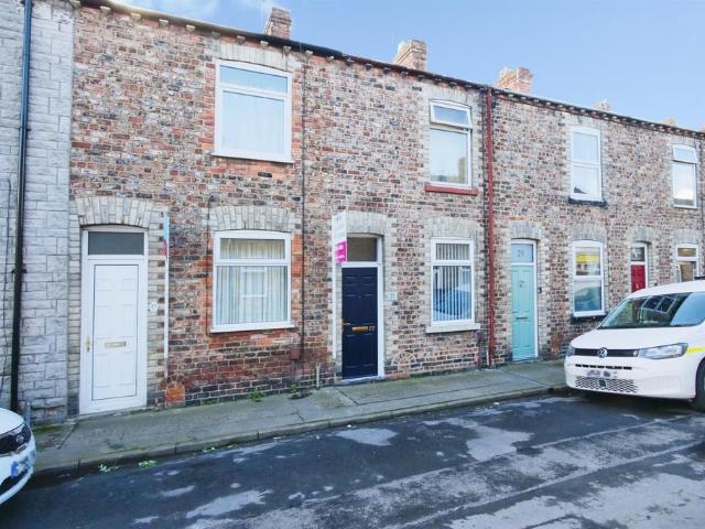 House for sale in Holgate, High Field