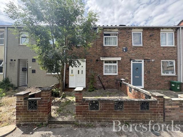 House for sale in Harold Hill, Greater London