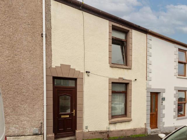 House for sale in Plasmarl, Swansea
