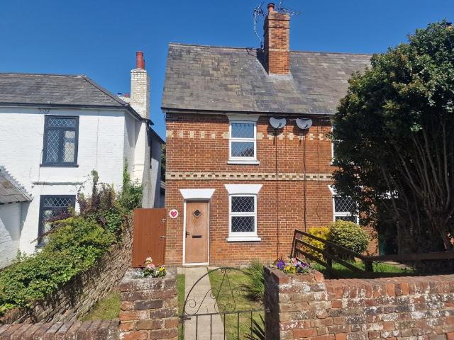 House for sale in Capel, Sandown Park