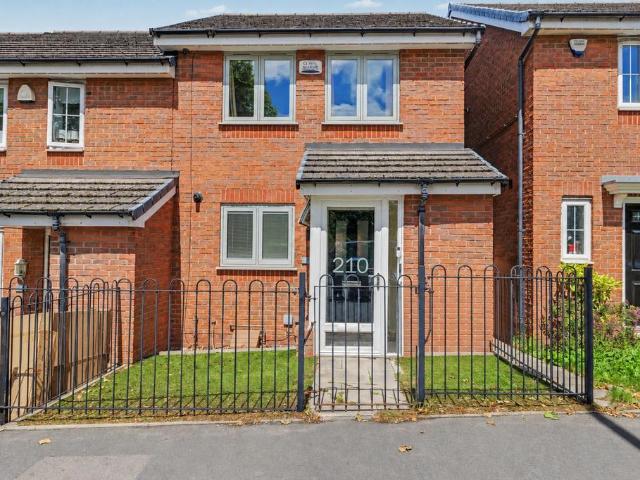 House for sale in Holbrooks, West Midlands