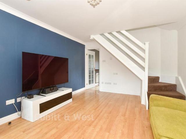 House for sale in Broadfield, Glynde