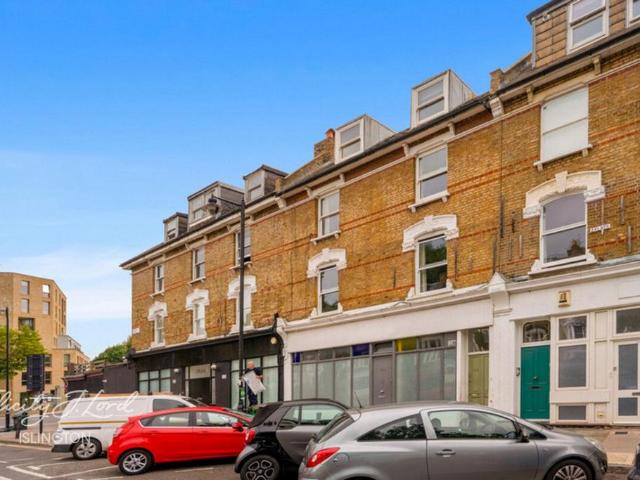 House for sale in Highbury, Greater London